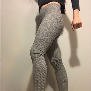 High waisted leggings